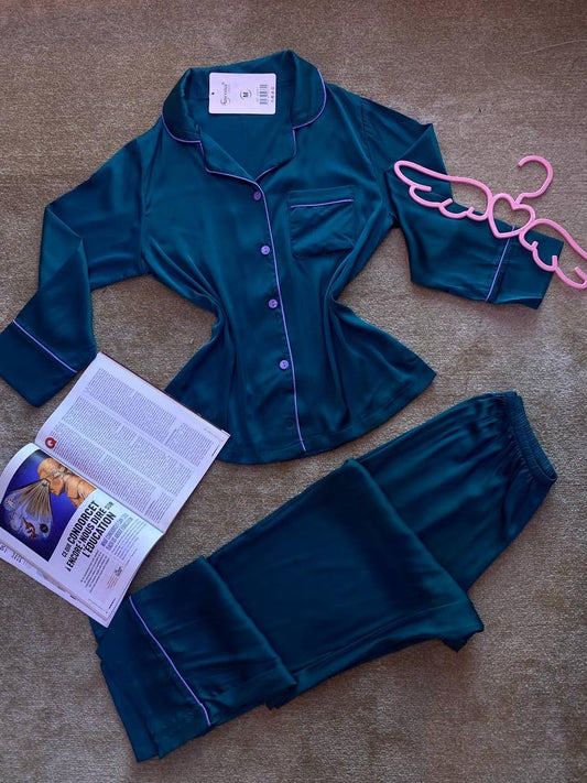 Pyjamas en satin 60057