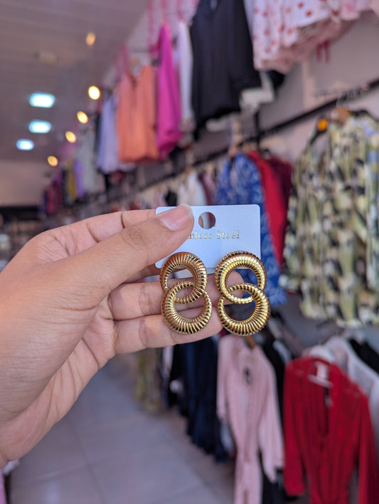 Boucle d'orielle acier rond