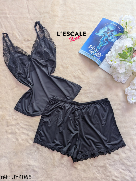 Ensemble short JY4065